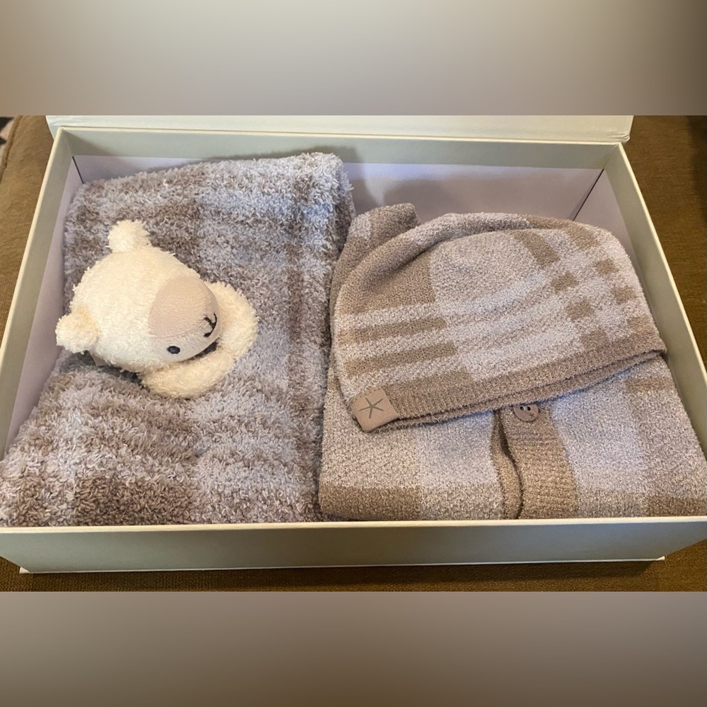 NIB CozyChic Ultra Lite® Plaid Baby Bundle (3/6 months)